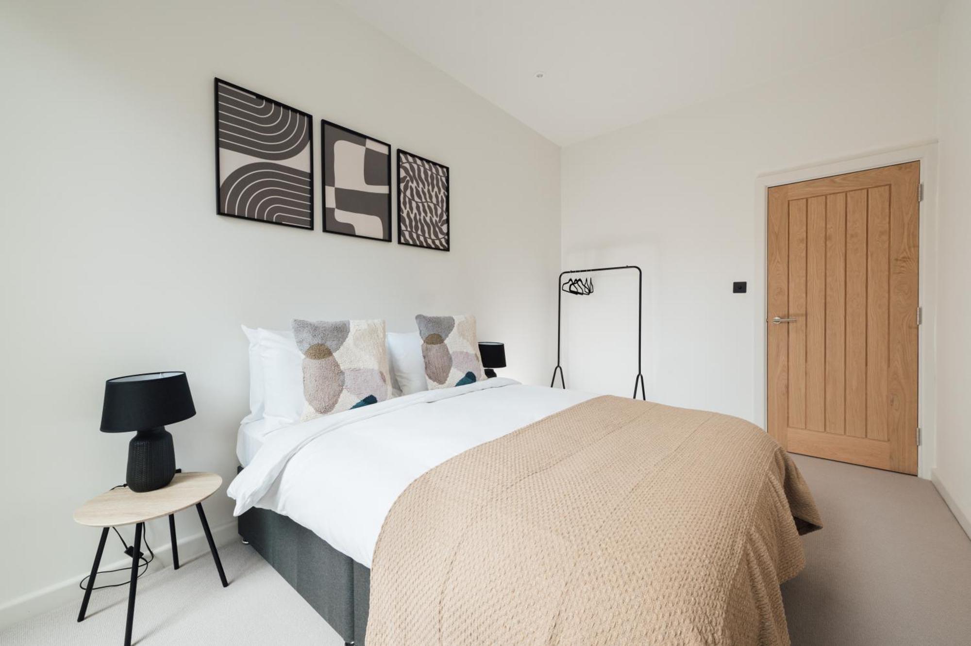 Modern & Bright Luxury London Apartment In Honor Oak Exterior photo